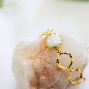 Isla Baroque Pearl Bracelet